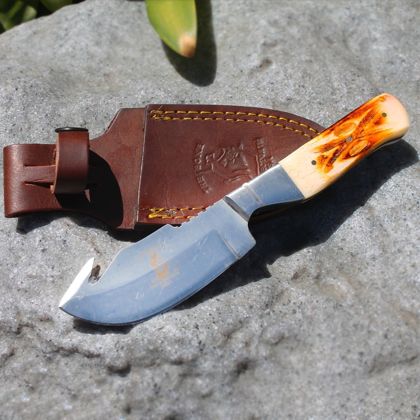 BC 804 7.5" Bone Collector Gut Hook Blade Skinning Hunting Knife with Leather Sheath