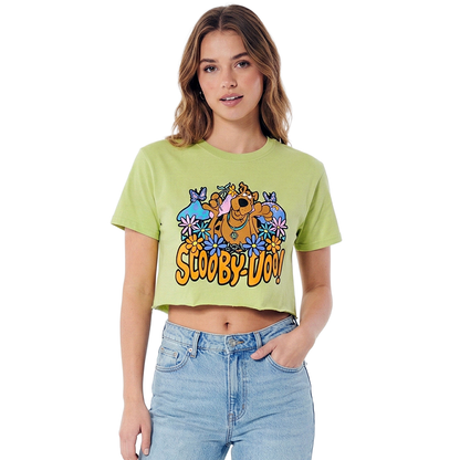 Women's Junior Scooby Doo crop top tee by Mad Engine featuring a fun cartoon graphic on a stylish shirt.
